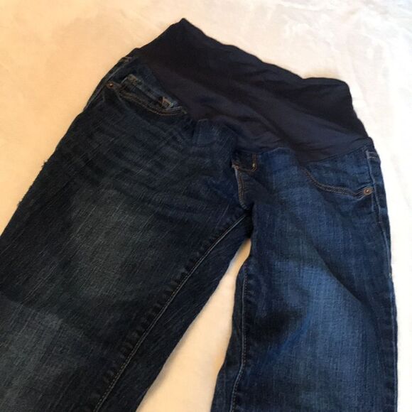 Old Navy Maternity Skinny Jeans - Size 2 - Picture 4 of 11